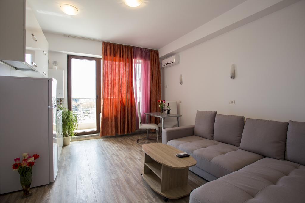 Sea View Studio Mamaia Apartment Phòng bức ảnh